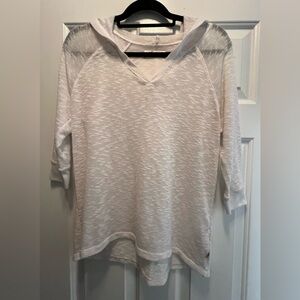 Hollister Women's White V-Neck Top